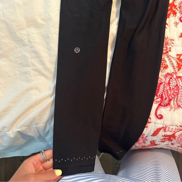 Lululemon leggings - Picture 4 of 5